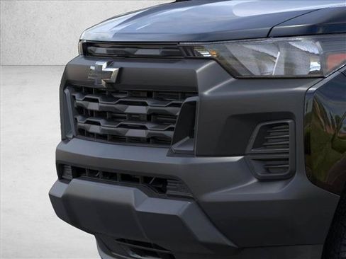 Used 2026 Chevrolet Colorado W/T w/ WT Custom Package RWD image 13