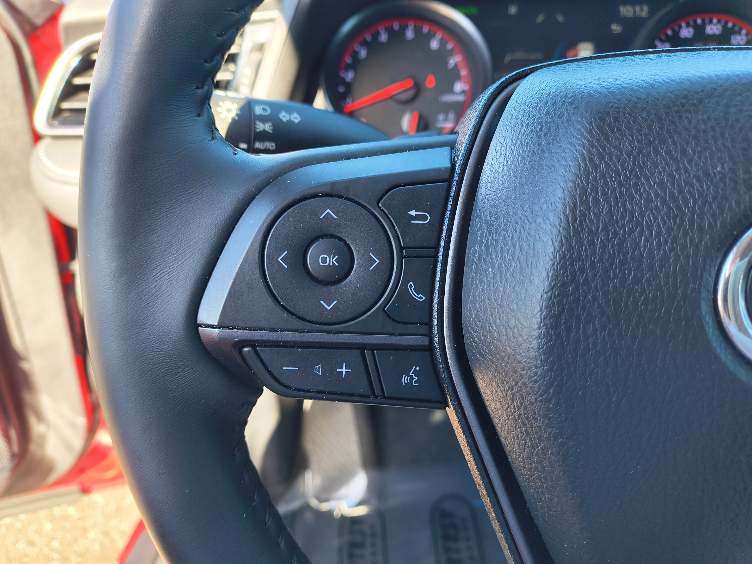 Used 2021 Toyota Camry XSE w/ Navigation Package FWD image 31