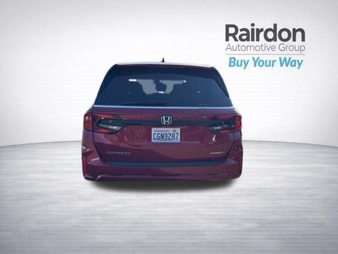 Used 2025 Honda Odyssey Sport-L image 6