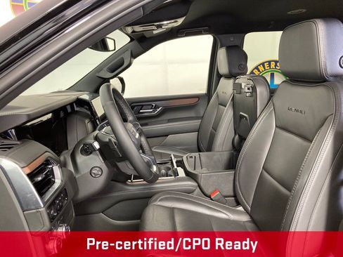 Used 2025 GMC Yukon Denali image 11