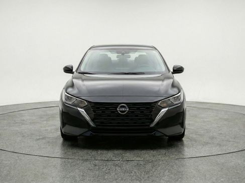 Used 2025 Nissan Sentra S FWD image 2