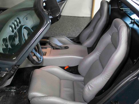 Used 1995 Dodge Viper RT/10 image 86