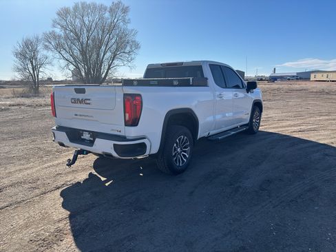 Used 2019 GMC Sierra 1500 AT4 w/ AT4 Premium Package image 4