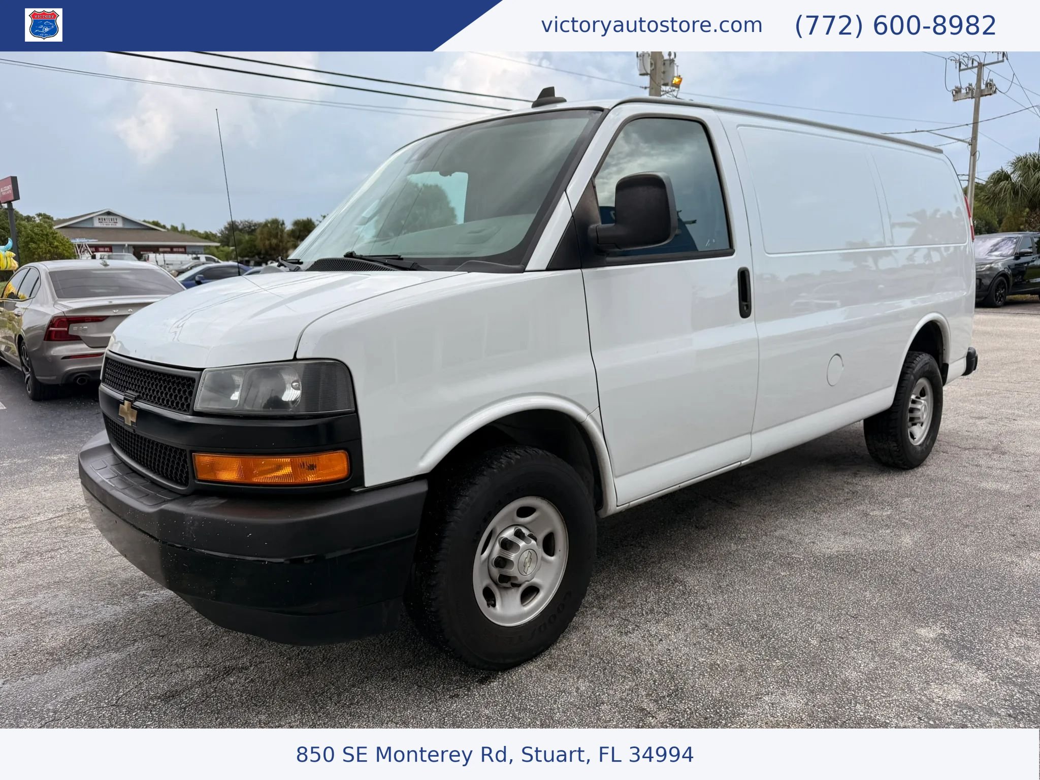 Used 2020 Chevrolet Express 2500 w/ Driver Convenience Package RWD image 8