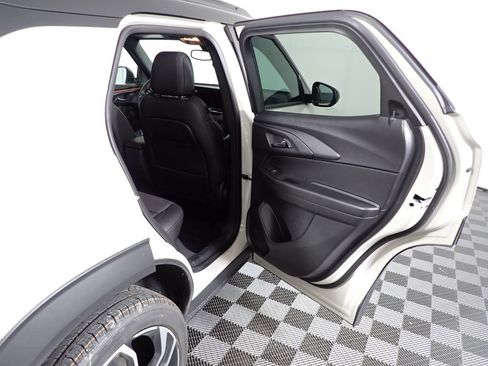 Used 2026 Chevrolet TrailBlazer RS w/ Convenience Package AWD/4WD image 37