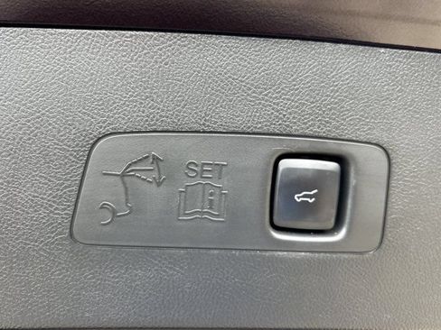 Used 2023 Lincoln Corsair FWD image 8
