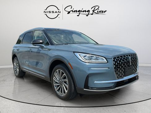 Used 2023 Lincoln Corsair Reserve w/ Equipment Group 201A AWD/4WD image 1