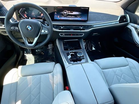 New 2026 BMW X5 sDrive40i RWD image 16