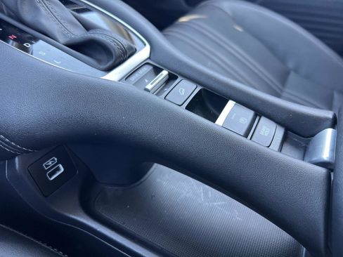 Certified 2023 Honda HR-V EX-L image 18