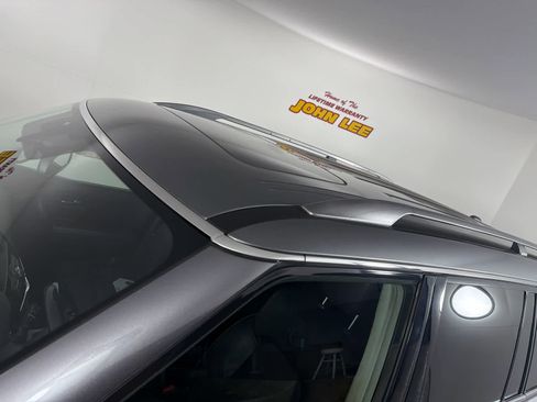 Used 2019 Nissan Armada SL w/ Premium Package image 12