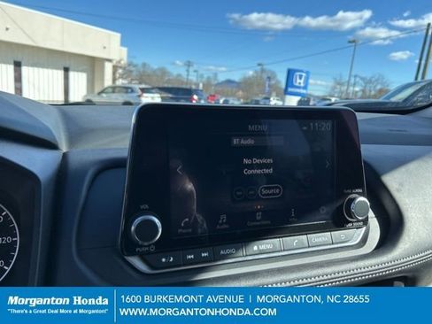 Used 2024 Nissan Rogue SV image 19