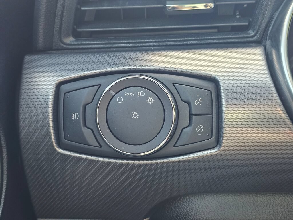 Used 2019 Ford Mustang GT Premium w/ Equipment Group 401A RWD image 31