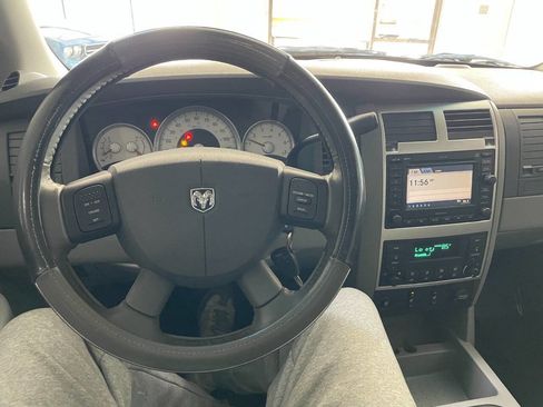 Used 2007 Dodge Durango Limited image 38