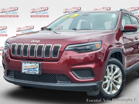 Used 2020 Jeep Cherokee Latitude w/ Cold Weather Group image 2