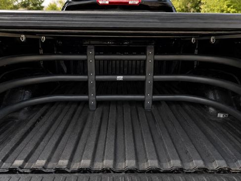 Used 2022 Chevrolet Silverado 1500 LT RWD image 23
