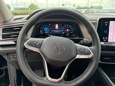 New 2026 Volkswagen Atlas SEL AWD/4WD image 12