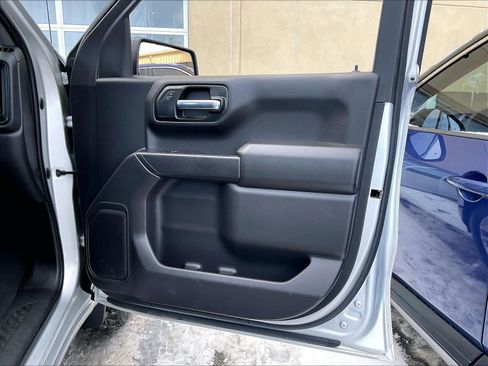 Used 2021 Chevrolet Silverado 1500 Custom image 12