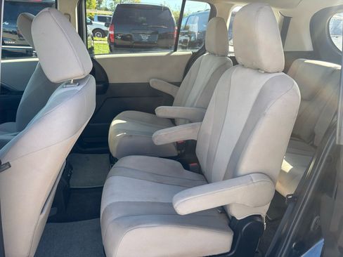 Used 2015 MAZDA MAZDA5 Touring image 15