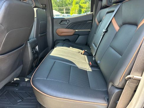 Used 2023 GMC Canyon AT4 w/ AT4 Premium Package AWD/4WD image 21