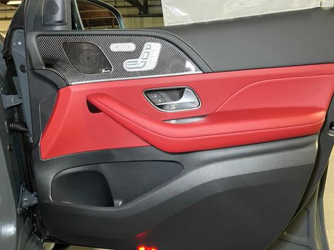 New 2026 Mercedes-Benz GLE 63 AMG S image 11