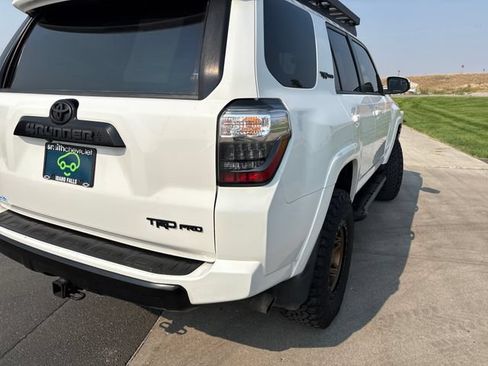 Used 2020 Toyota 4Runner TRD Pro AWD/4WD image 31