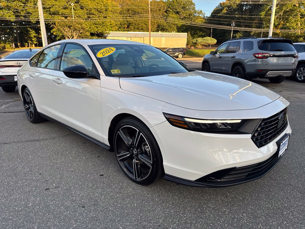 Used 2026 Honda Accord SE image 10