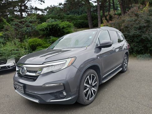Used 2019 Honda Pilot Touring image 3