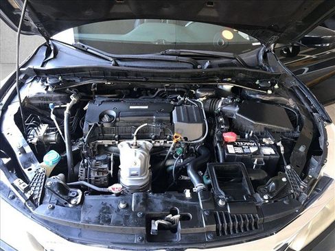 Used 2017 Honda Accord Sport image 22