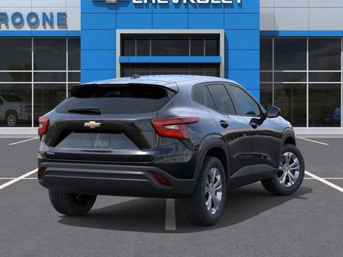 New 2026 Chevrolet Trax LS FWD image 4