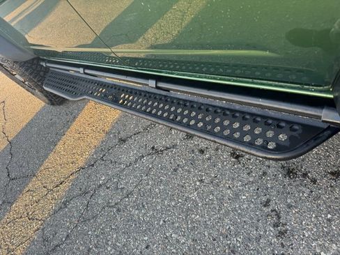 Used 2023 Ford Bronco Wildtrak image 7