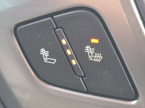 Used 2018 Chevrolet Silverado 1500 LT w/ All Star Edition image 5