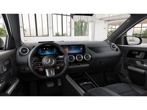 New 2026 Mercedes-Benz GLA 35 AMG 4MATIC image 3