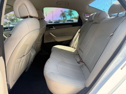 Used 2016 Hyundai Sonata SE w/ Cargo Package FWD image 17