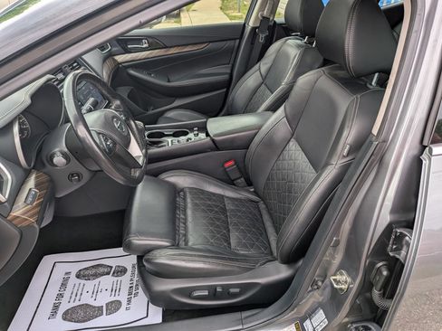 Used 2016 Nissan Maxima Platinum FWD image 27