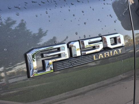 Used 2018 Ford F150 Lariat AWD/4WD image 5