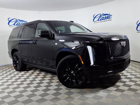 Used 2025 Cadillac Escalade Sport Platinum w/ LPO, ONYX Package image 1