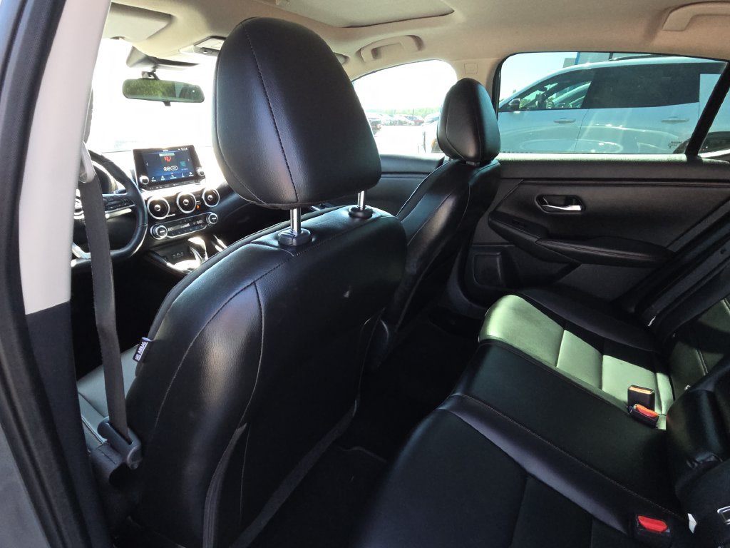 Used 2024 Nissan Sentra SR w/ SR Premium Package FWD image 28