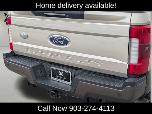 Used 2017 Ford F250 King Ranch w/ King Ranch Ultimate Package AWD/4WD image 9