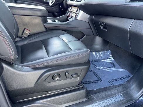 Used 2022 Chevrolet Tahoe RST w/ Luxury Package image 19