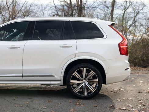Used 2022 Volvo XC90 T6 Inscription w/ Advanced Package image 5