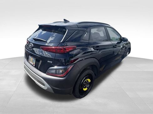 Used 2023 Hyundai Kona SEL AWD/4WD image 5