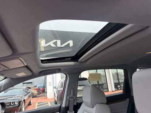 Used 2020 Honda CR-V Touring image 24