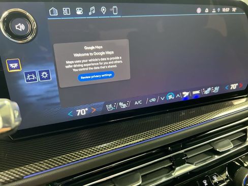 Used 2026 Chevrolet Traverse High Country w/ LPO, Floor Liner Package AWD/4WD image 14