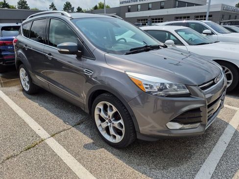 Used 2014 Ford Escape Titanium w/ Equipment Group 401A AWD/4WD image 3