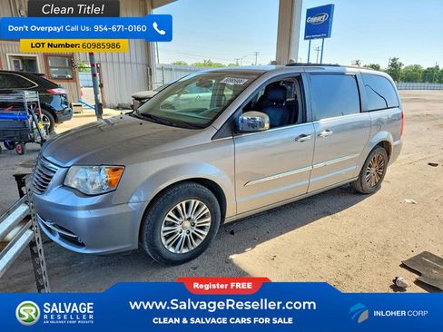 Used 2015 Chrysler Town & Country Touring-L w/ Driver Convenience Group FWD image 1
