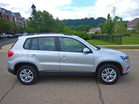 Used 2016 Volkswagen Tiguan S AWD/4WD image 10