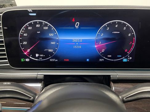 Used 2024 Mercedes-Benz GLE 350 4MATIC image 32
