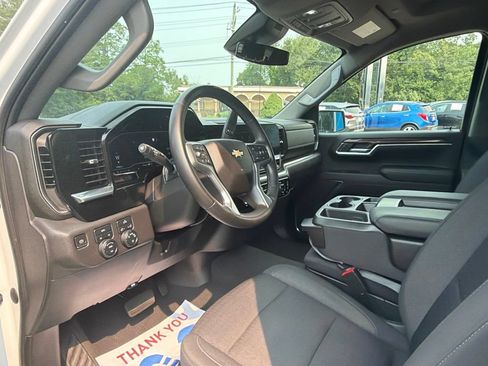 Certified 2023 Chevrolet Silverado 1500 LT AWD/4WD image 30