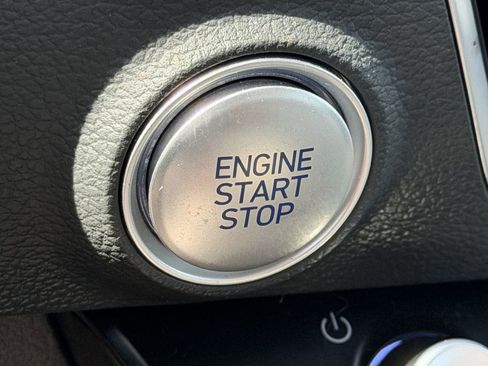 Used 2025 Hyundai Sonata SEL FWD image 21