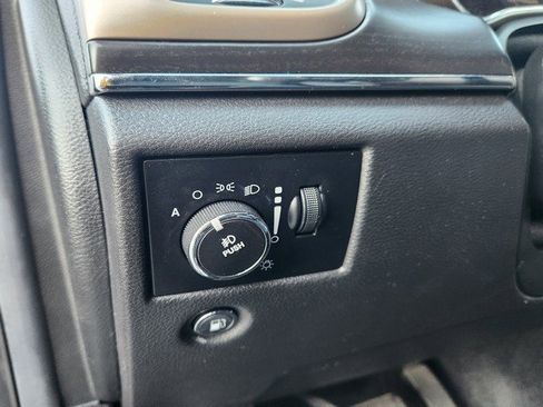 Used 2014 Jeep Grand Cherokee Limited image 11